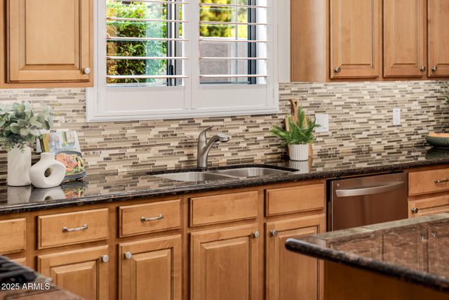 6202 E MCKELLIPS Road 119, Mesa, AZ 85215