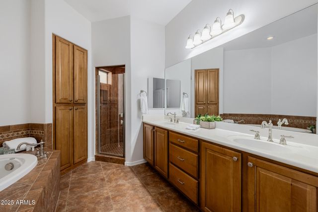 6202 E MCKELLIPS Road 119, Mesa, AZ 85215