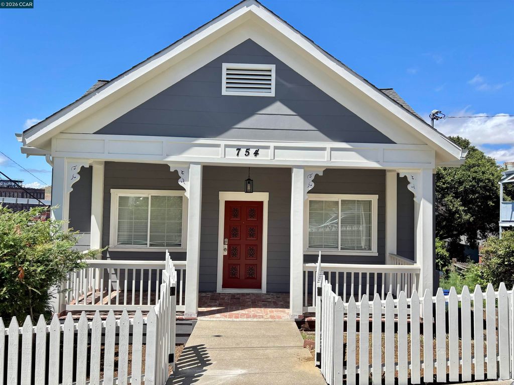 754 Alhambra Street, Crockett, CA 94525