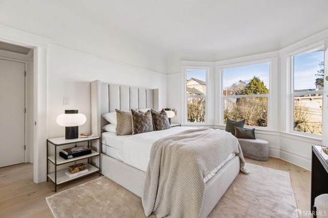 976 Noe Street, San Francisco, CA 94114