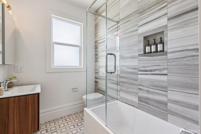 976 Noe Street, San Francisco, CA 94114