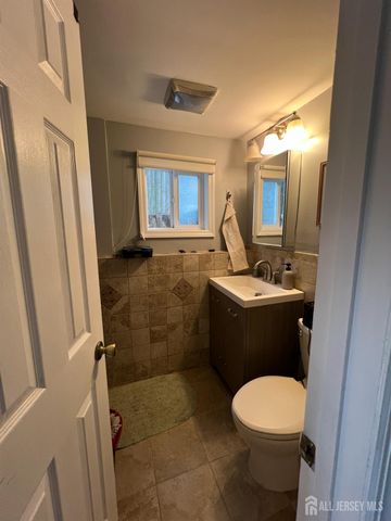 47 Westminster Road, Colonia, NJ 07067