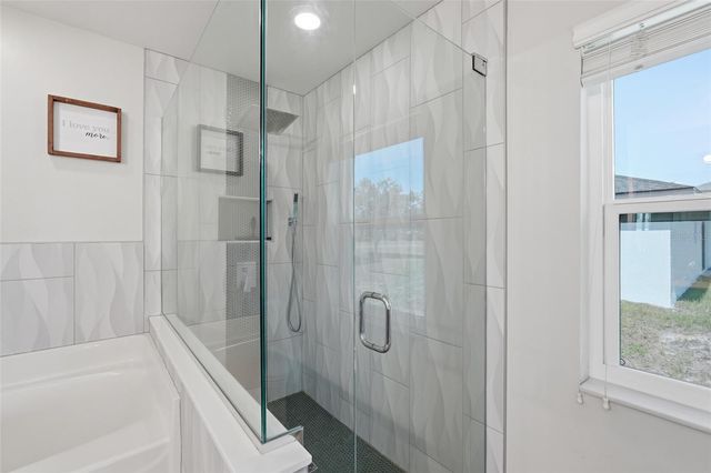 1927 NE 33RD STREET, Cape Coral, FL 33909