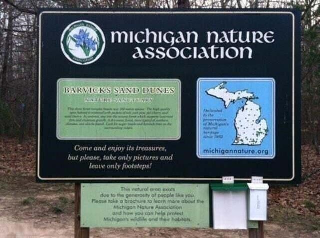 82078 North Court, Coloma, MI 49038