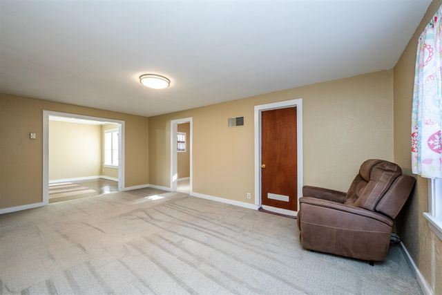 82078 North Court, Coloma, MI 49038