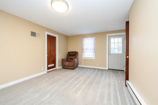 82078 North Court, Coloma, MI 49038