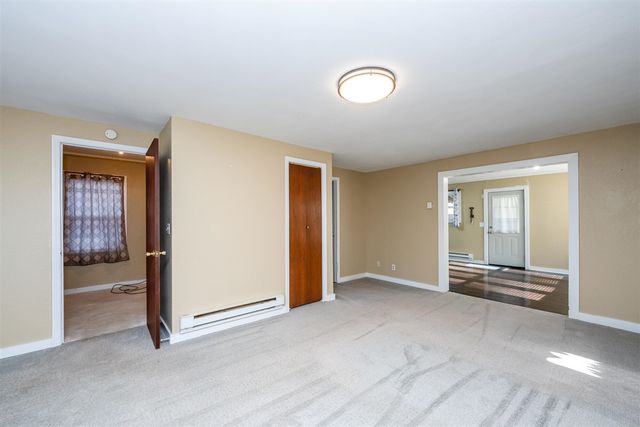 82078 North Court, Coloma, MI 49038