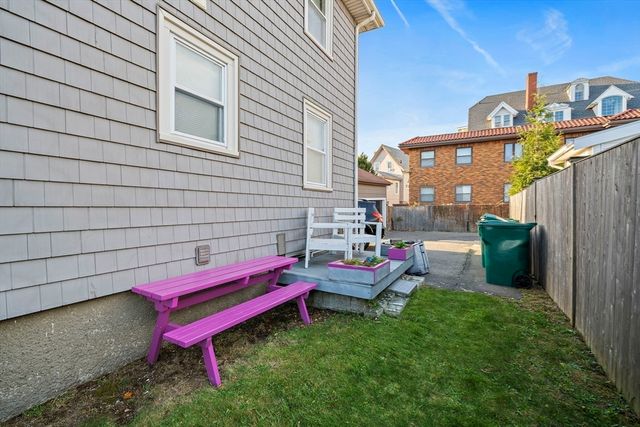 9 Beach Road 4, Lynn, MA 01902