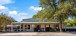 1519 W Kilpatrick Street, Cleburne, TX 76033