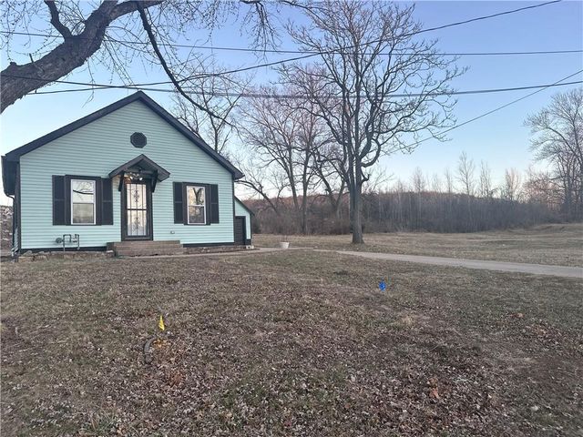 519 S Carlisle Drive, Sugar Creek, MO 64054