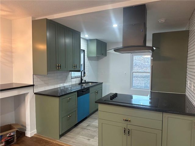 519 S Carlisle Drive, Sugar Creek, MO 64054