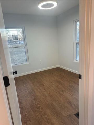 519 S Carlisle Drive, Sugar Creek, MO 64054