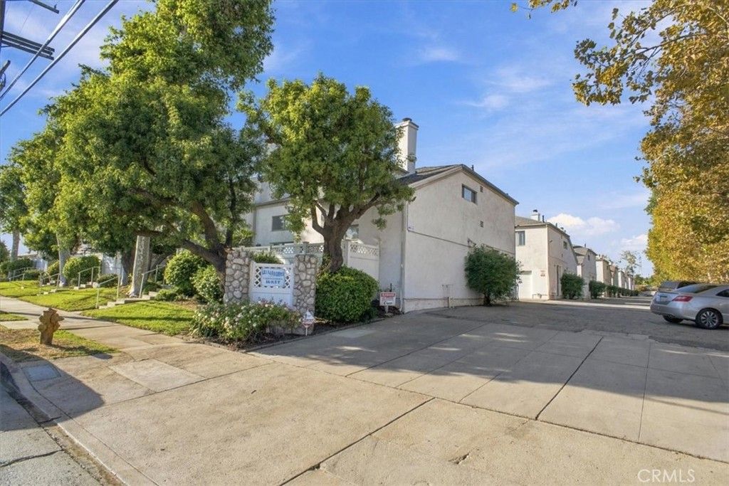16857 San Fernando Mission Boulevard 48, Granada Hills, CA 91344 — photo 2