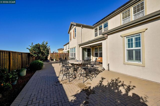 2550 Molinaro Way, Dublin, CA 94568