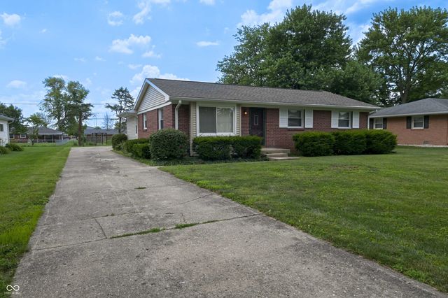 705 Orchard Lane, Greenwood, IN 46142