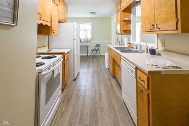 705 Orchard Lane, Greenwood, IN 46142