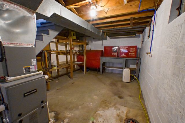 705 Orchard Lane, Greenwood, IN 46142