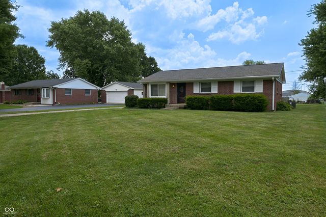 705 Orchard Lane, Greenwood, IN 46142