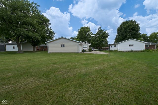 705 Orchard Lane, Greenwood, IN 46142