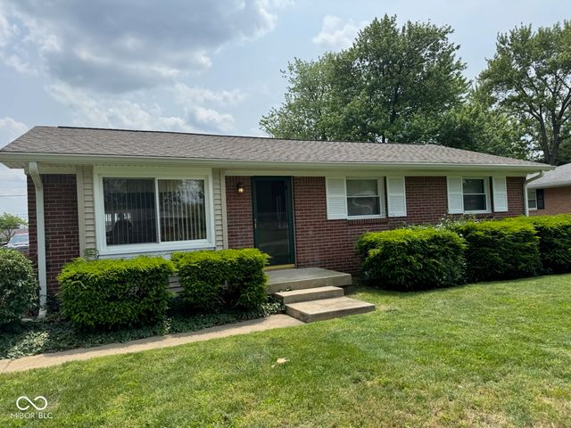 705 Orchard Lane, Greenwood, IN 46142