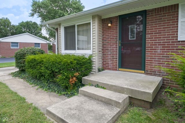 705 Orchard Lane, Greenwood, IN 46142