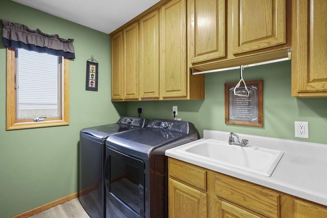 402 Jubilee Lane, Madison, WI 53718