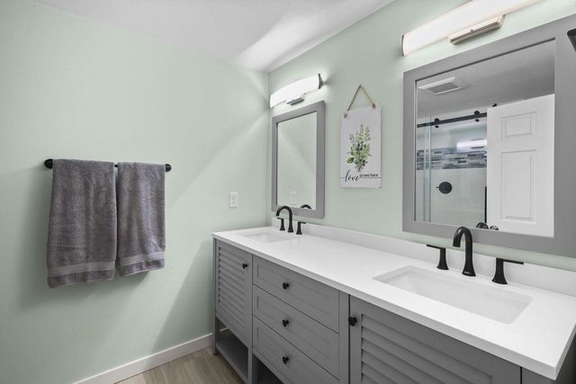 402 Jubilee Lane, Madison, WI 53718