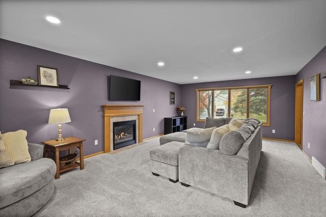 402 Jubilee Lane, Madison, WI 53718