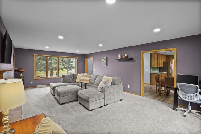 402 Jubilee Lane, Madison, WI 53718