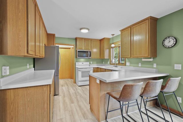 402 Jubilee Lane, Madison, WI 53718