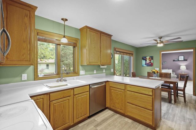 402 Jubilee Lane, Madison, WI 53718