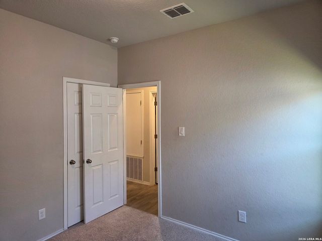 10406 Buescher, San Antonio, TX 78223