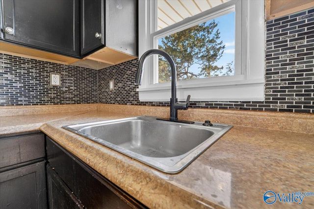 372 Clutts Road, Harvest, AL 35749