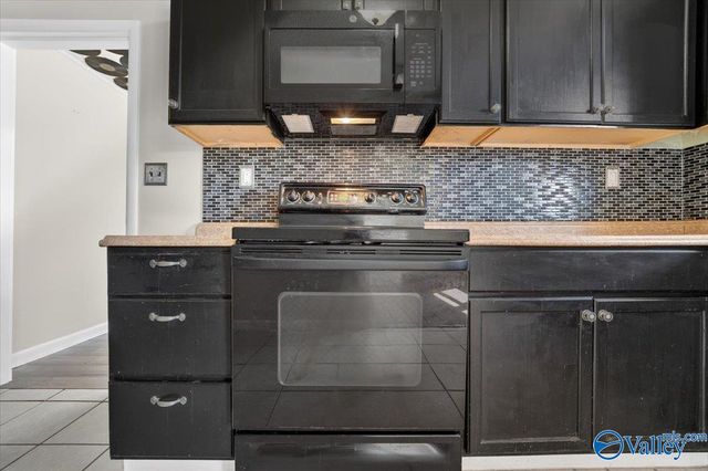 372 Clutts Road, Harvest, AL 35749