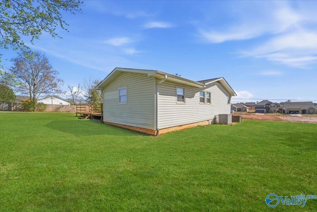 372 Clutts Road, Harvest, AL 35749