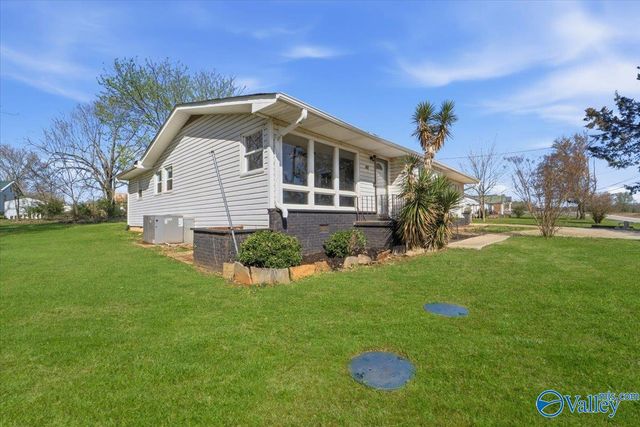 372 Clutts Road, Harvest, AL 35749