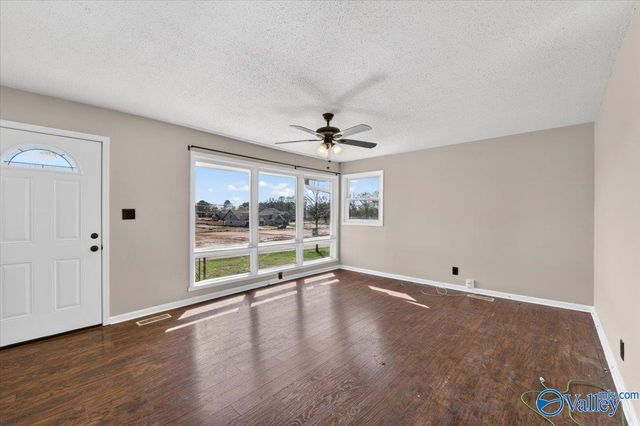 372 Clutts Road, Harvest, AL 35749