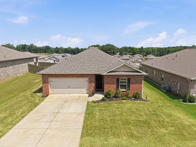 115 Settlement Dr, Huntsville, AL 35810