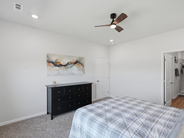 115 Settlement Dr, Huntsville, AL 35810