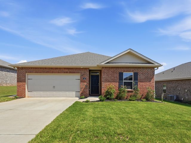 115 Settlement Dr, Huntsville, AL 35810