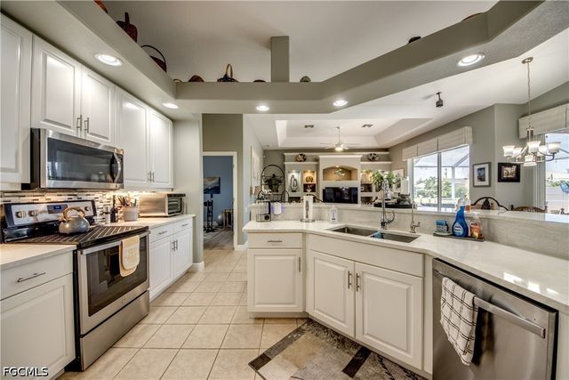 4203 Pelican BLVD, Cape Coral, FL 33914