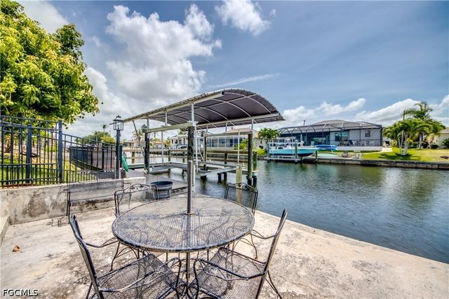 4203 Pelican BLVD, Cape Coral, FL 33914
