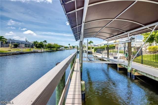 4203 Pelican BLVD, Cape Coral, FL 33914