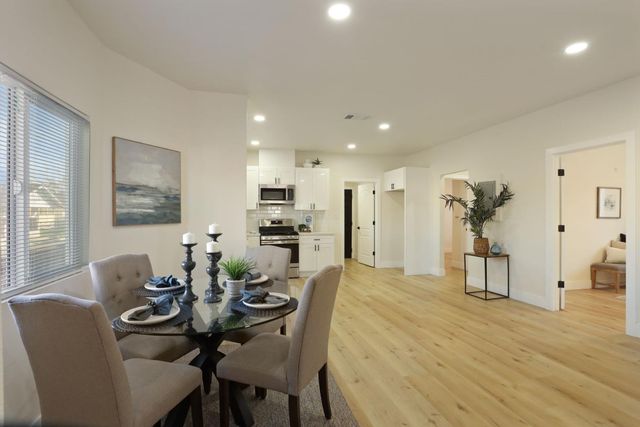 644 N Airport Way, Stockton, CA 95205