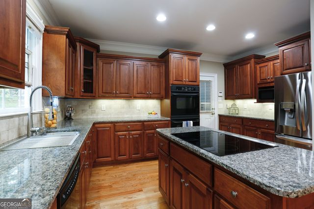 1251 Dials Plantation Drive, Statham, GA 30666