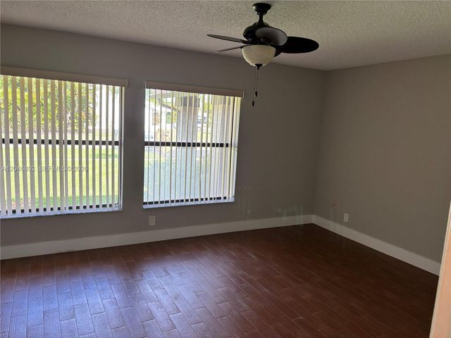 18052 S 105th Avenue S 18052, Boca Raton, FL 33498