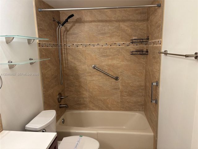 18052 S 105th Avenue S 18052, Boca Raton, FL 33498