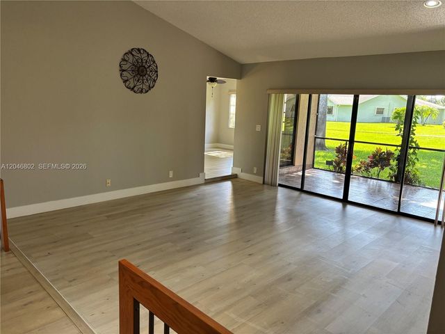 18052 S 105th Avenue S 18052, Boca Raton, FL 33498