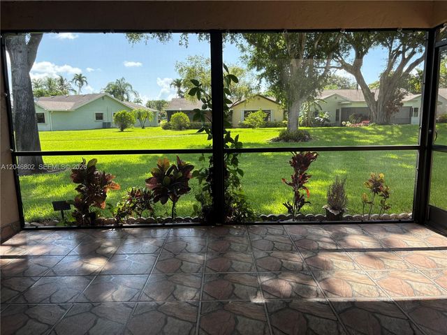 18052 S 105th Avenue S 18052, Boca Raton, FL 33498