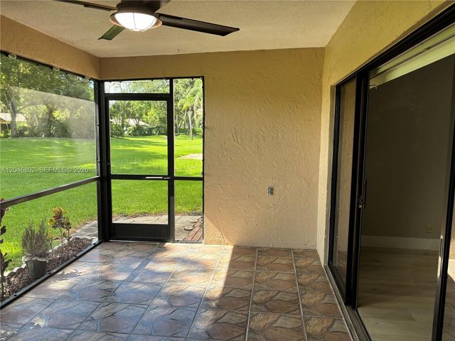 18052 S 105th Avenue S 18052, Boca Raton, FL 33498